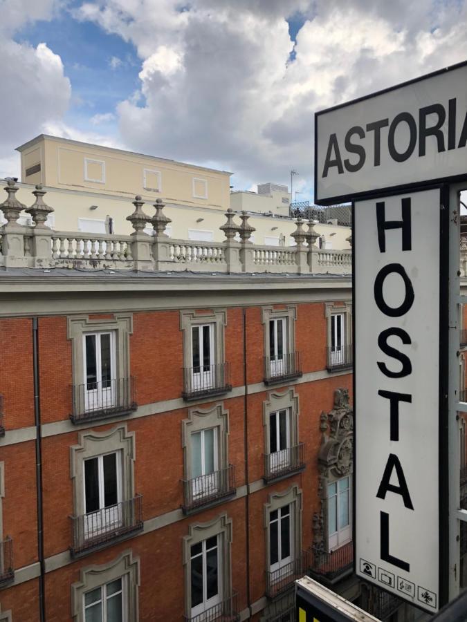 Hostal Astoria Madrid Eksteriør billede